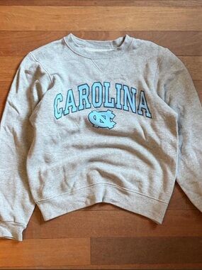 Carolina Logo Crewneck Sweatshirt - Light Gray with Carolina Blue